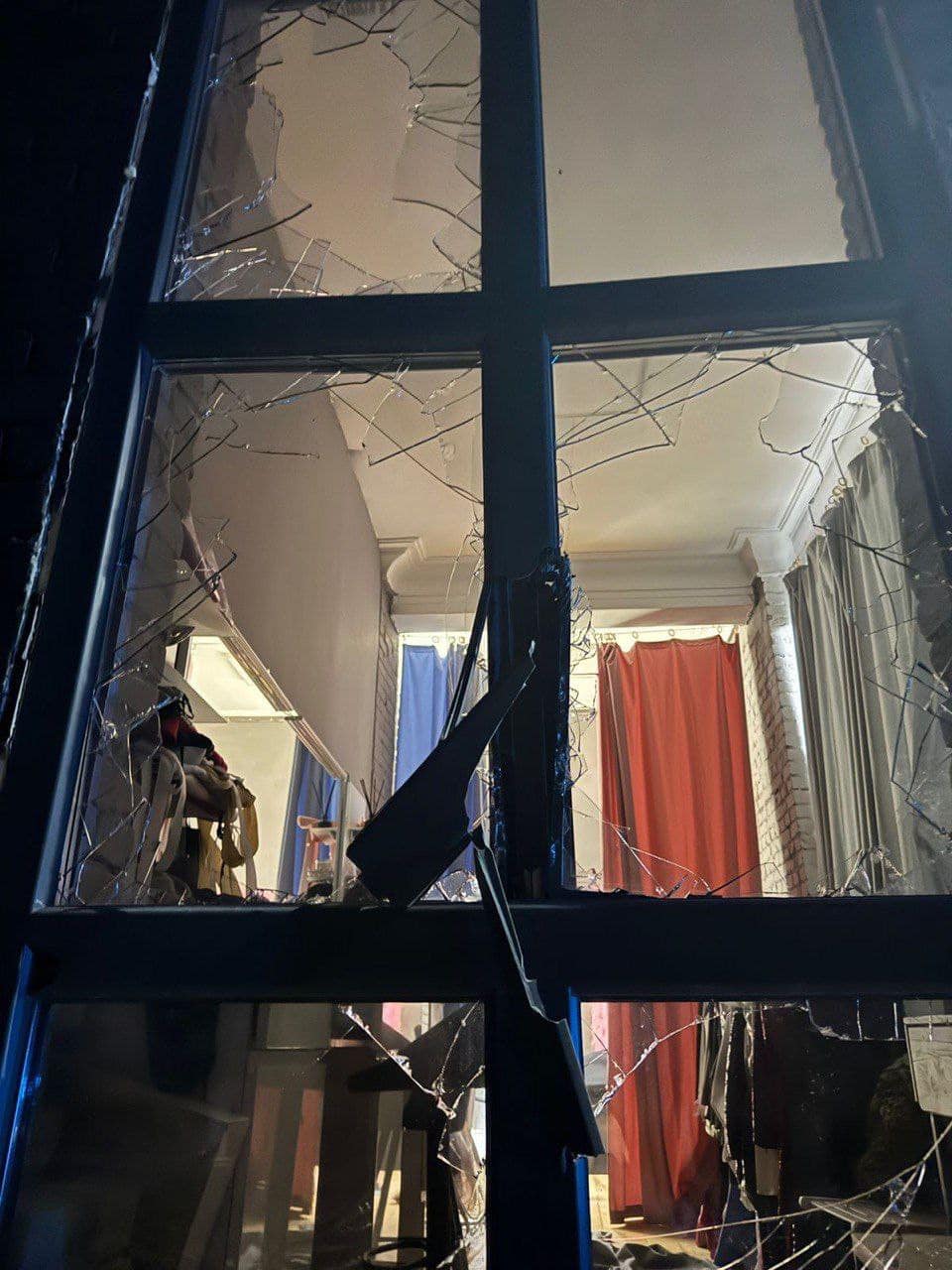 : через російську атаку в Кам’янському постраждала жінка