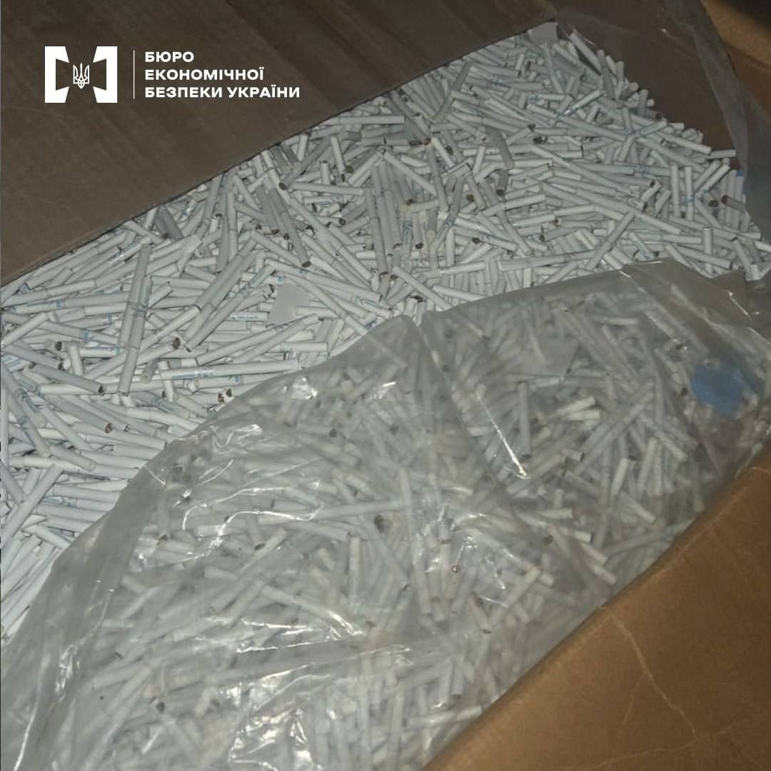 підробні цигарки