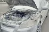 У Дніпрі на з’їзді з Центрального мосту загорівся Chevrolet (відео)