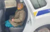 Поліцейські Синельниківщини допомогли бабусі виїхати до більш безпечного місця
