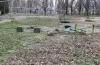 вандалізм, дитячий майданчик, гойдалки, лавки