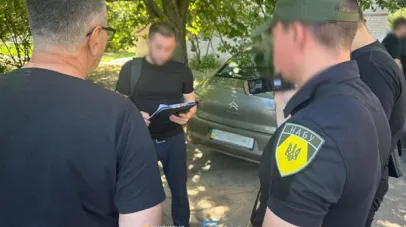 Суддю з Дніпропетровщини викрили на хабарі