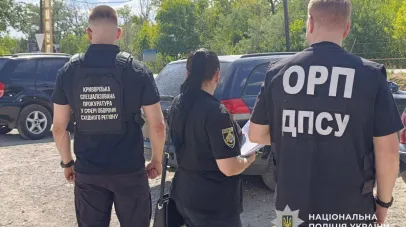 У Кривому Розі викрили схему незаконного продажу авто під виглядом гуманітарки