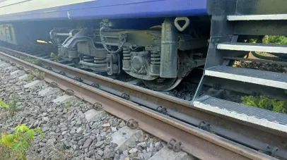 Через спеку з рейок зійшов поїзд, що прямував із Запоріжжя через Дніпро