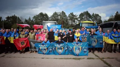 Восьмеро мешканців Дніпропетровщини сьогодні повернулися додому з полону