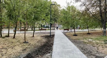 сквер, відпочинок, прогулянка