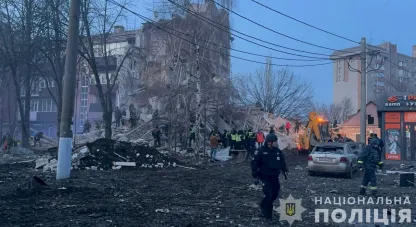 зруйнований будинок