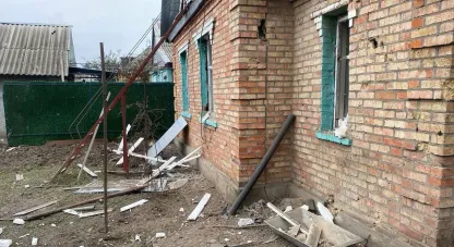 понівечені будинки
