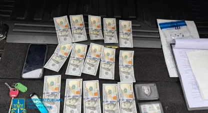 хабар поліцейському