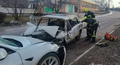 затиснуло водія