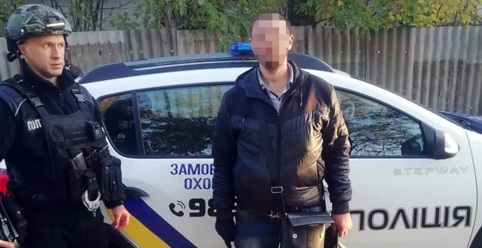 У Нікополі чоловік намагався вкрасти ванну: за процесом крадькома спостерігали господарі дому