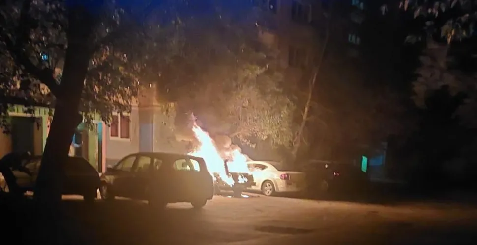 підпал, авто, помста