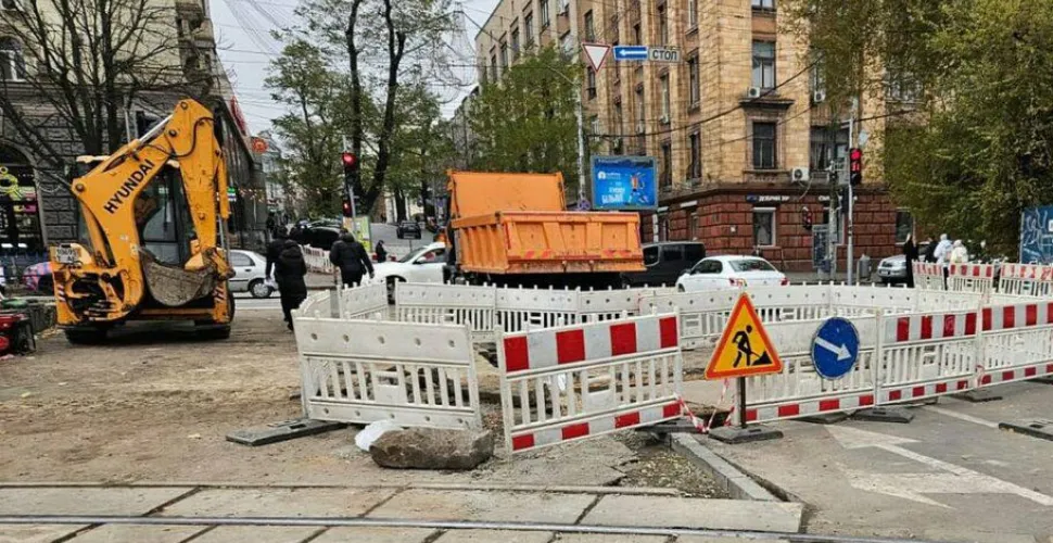 ремонт, зливовий колектор
