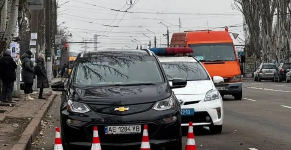 Заблокований автомобіль, патрульні
