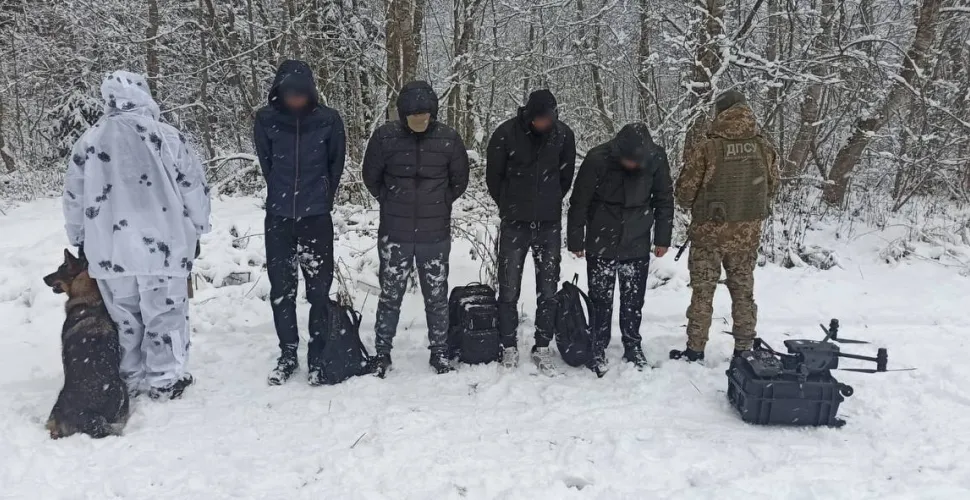 Мешканці Дніпропетровщини намагалися незаконно потрапити до Румунії через гори (відео)