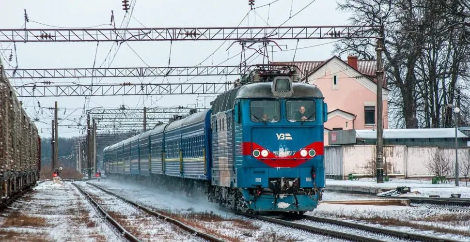 поїздки, свята, Укрзалізниця, вагони