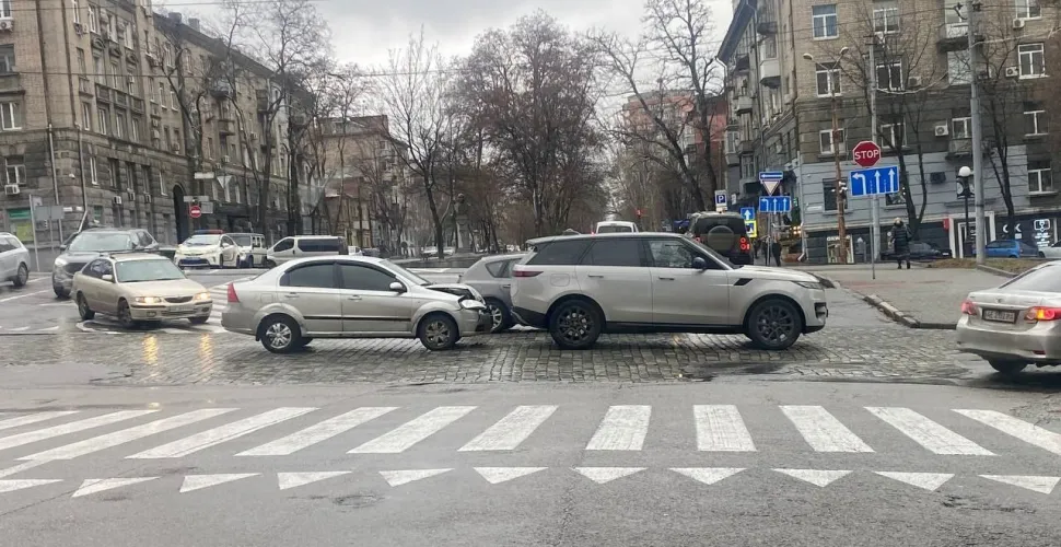 Зіткнення авто
