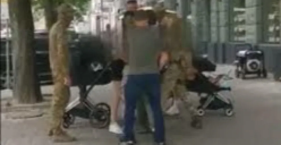Суд, депутат