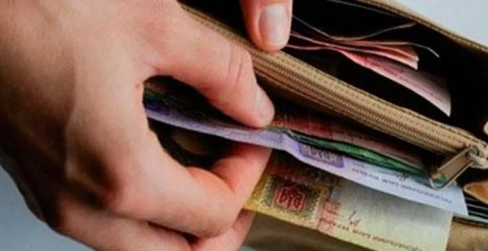обікрав власну бабусю