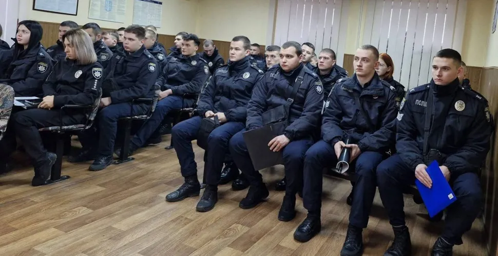 курсанти МВС у Кам'янському