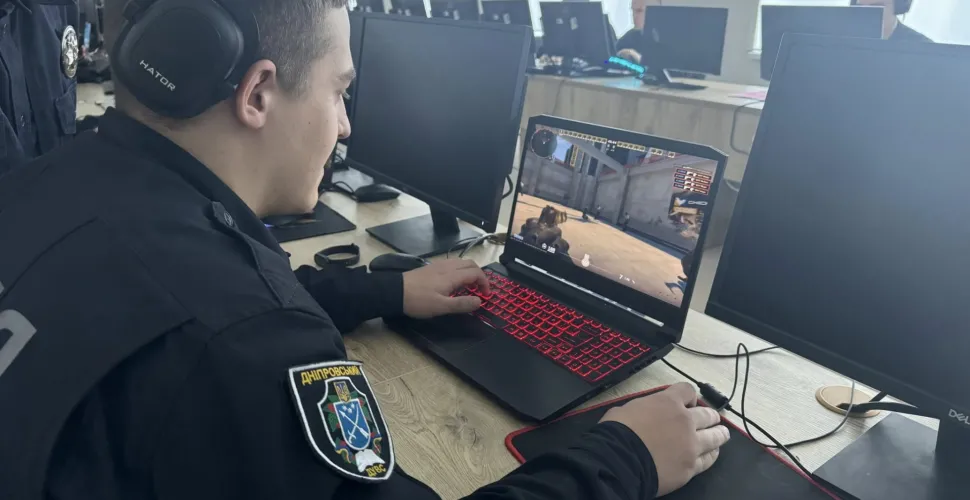 У Дніпрі відбулися змагання з Counter-Strike серед майбутніх поліцейських
