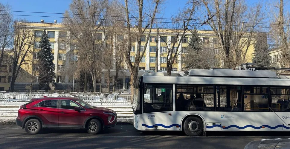 ДТП, тролейбус, авто, зіткнення