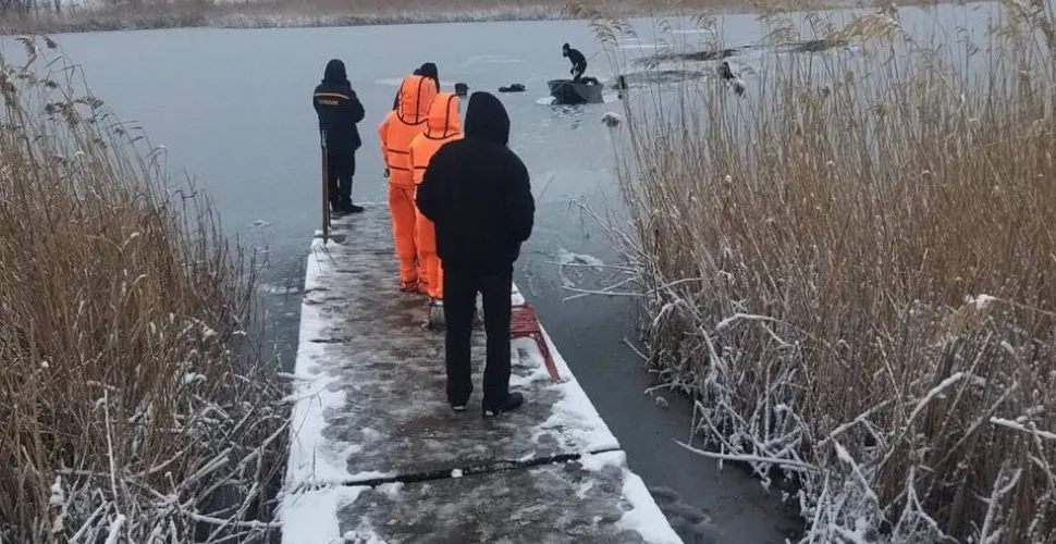 На Дніпропетровщині троє рибалок провалилися під кригу: 38-річного чоловіка знайшли на глибині трьох метрів