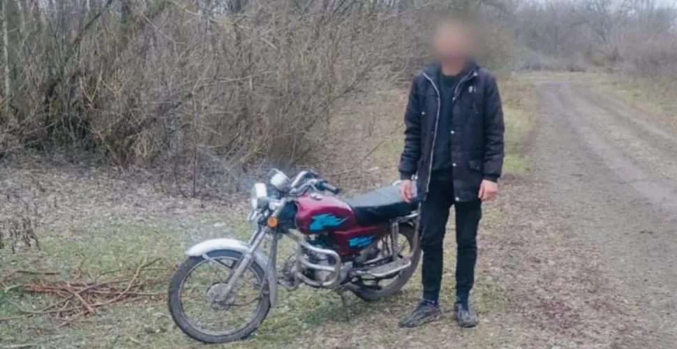 крадій