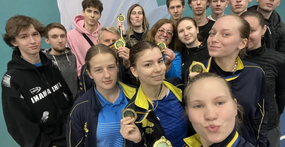 Бадмінтоністки з Дніпра