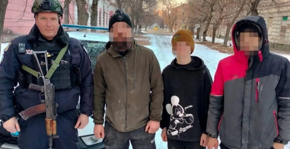пограбування, затримання, мародерство