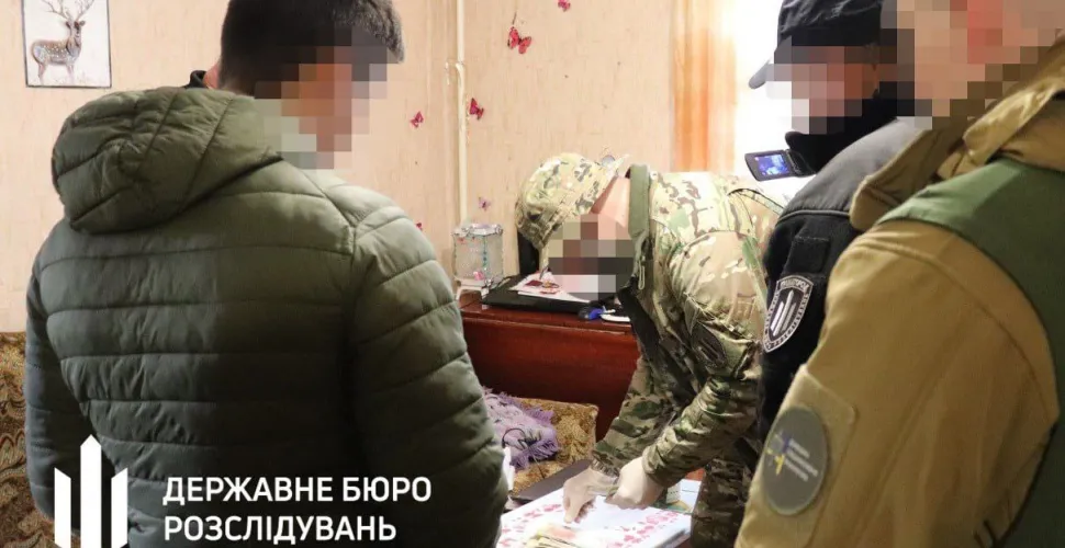збут, наркотики, злочинна група