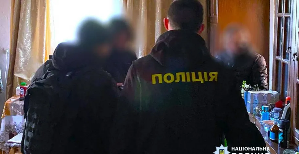 організована група, продаж, зброя, боєприпаси, варта