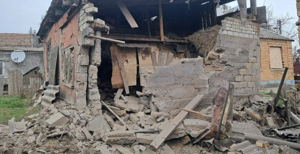 Росіяни атакували Дніпропетровщину: є поранений, зруйновані будинки та інфраструктура