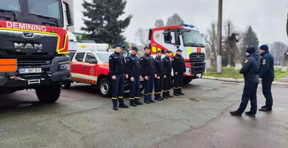 розмінування, піротехніки