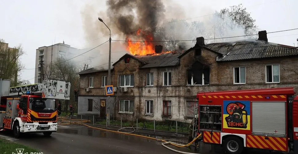 У Дніпрі сталася пожежа у двоповерховому будинку