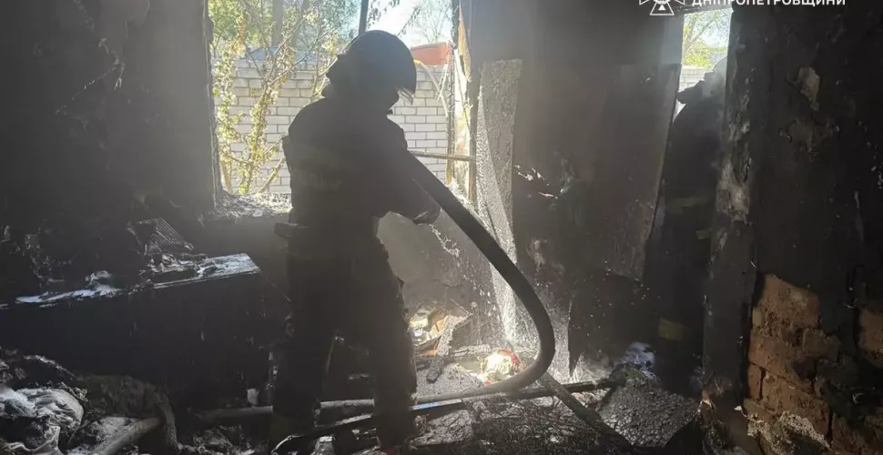 У Дніпрі сталася пожежа в приватному будинку