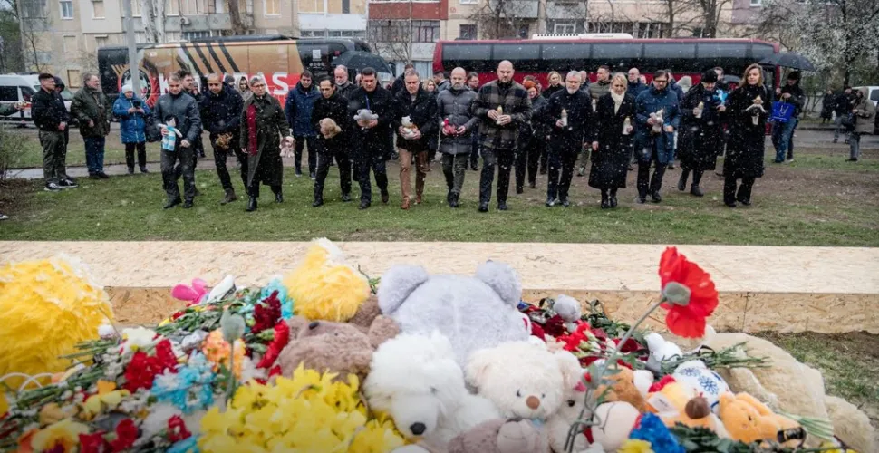 вшанування памʼяті жертв, терористична атака, представники МЗС України
