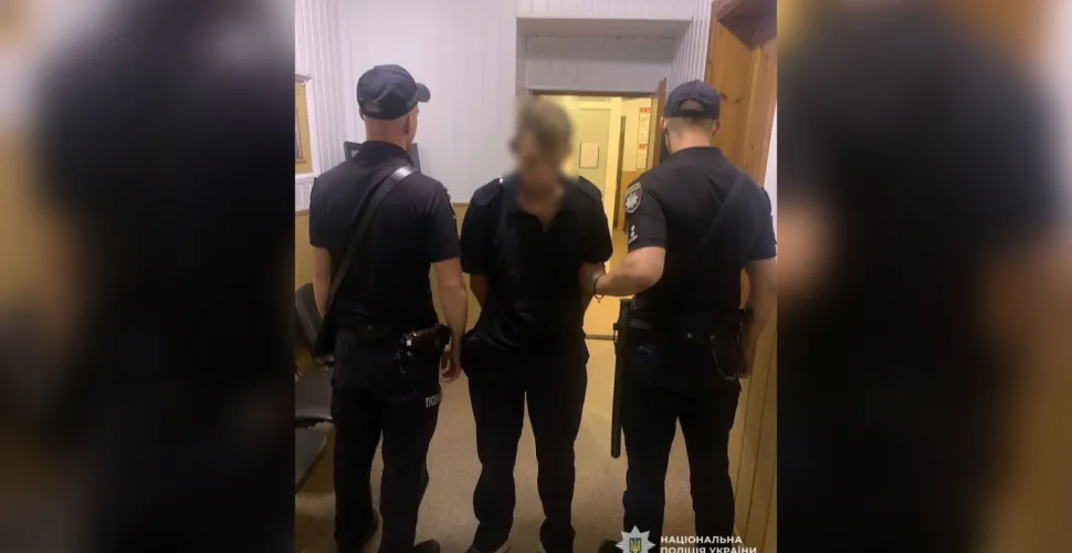 У Дніпрі чоловік через ревнощі завдав ножового поранення гостю