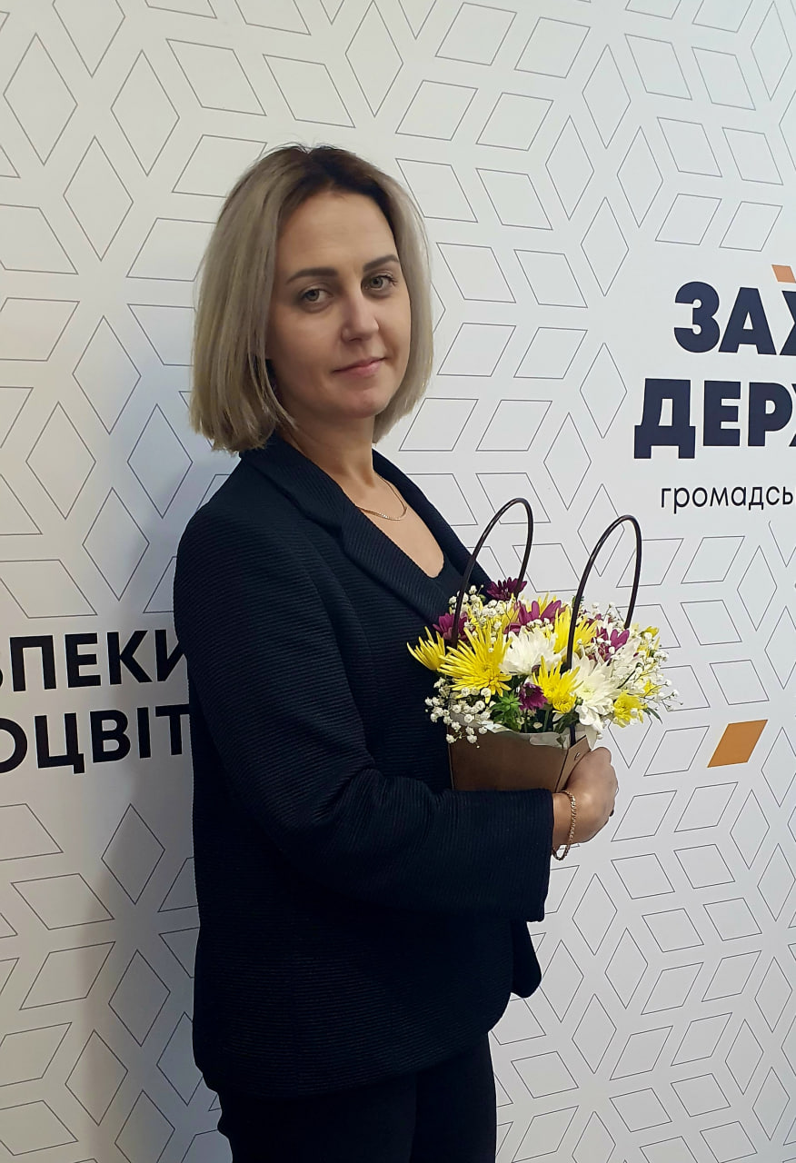 адвокат Юлія Бляхарська