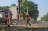 У Дніпрі комунальники ліквідовують наслідки ворожої атаки: вже вивезено 180 тонн сміття