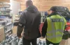 На Дніпропетровщині викрили незаконний цех виробництва моторних олив 