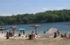У Кривому Розі чоловік пограбував жінку на пляжі