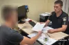 У Дніпрі затримали 25-річного чоловіка, який завдав тяжких ножових поранень двом перехожим