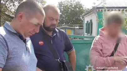 крадій