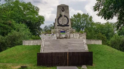 демонтаж, гармати, монумент