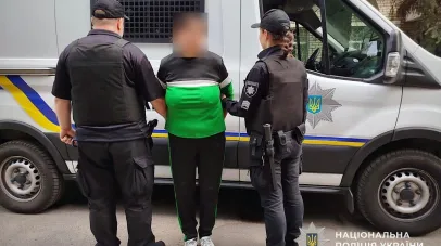 Поліцейські Дніпропетровщини затримали підозрювану у вбивстві