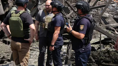 ДніпроОВА: У місті внаслідок удару балістики 1 загиблий і понад 20 постраждалих