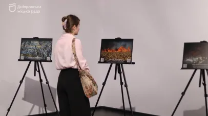 У Дніпрі відкрили фотовиставку «Коли мовчить світ»