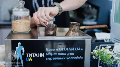 У Дніпрі відкрили соціальну кав’ярню: працюють ветерани, пригощають захисників