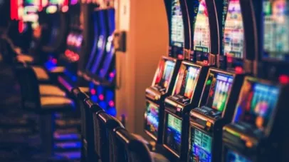  У Дніпрі колишній правоохоронець організував роботу підпільних гральних закладів 